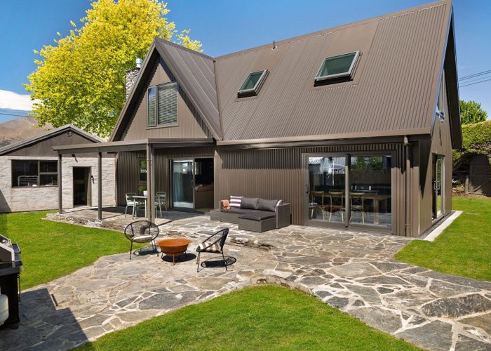  at 1 Thames Street, Arrowtown, Arrowtown