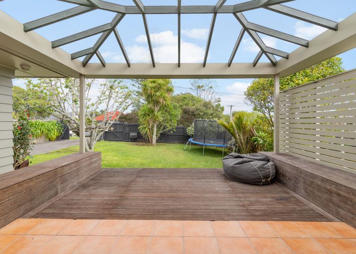  at 106 Rosier Road, Glen Eden, Waitakere City, Auckland