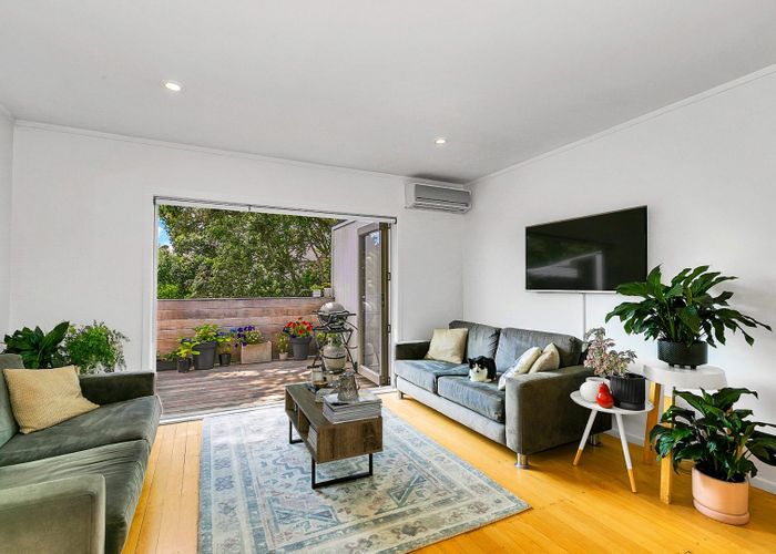  at 1/5 Larchwood Avenue, Westmere, Auckland City, Auckland