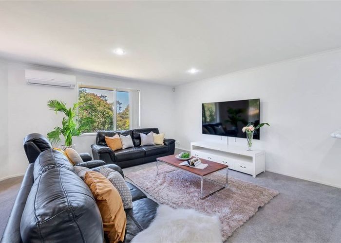  at 13 San Pedro Place, Henderson, Waitakere City, Auckland