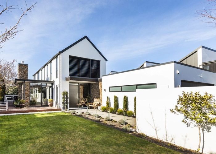  at 28 Devonport Lane, Merivale, Christchurch City, Canterbury