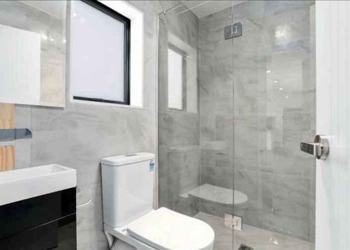  at 3B Riverton Drive, Randwick Park, Manukau City, Auckland