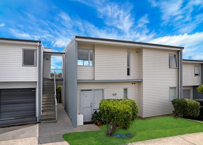  at 106/7 Kelvin Hart Drive, East Tamaki, Manukau City, Auckland