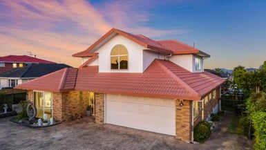  at 4279 Great North Road, Glendene, Auckland