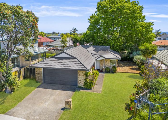  at 35 Enuamanu Road, Favona, Auckland