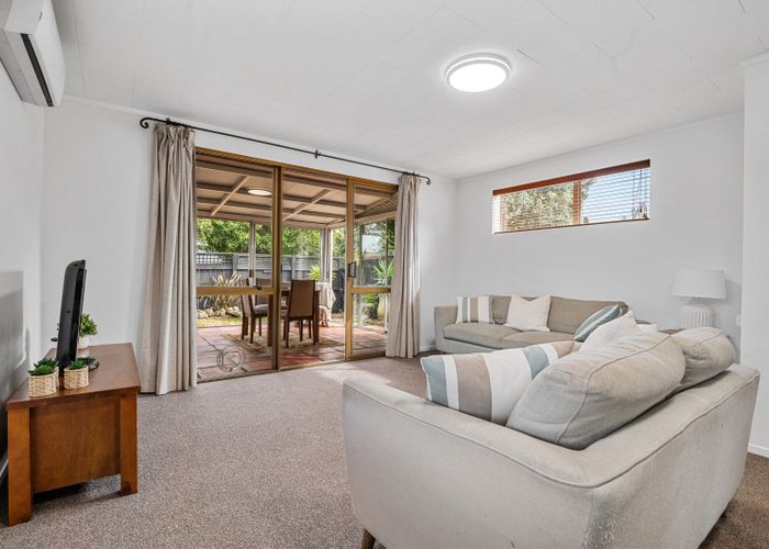  at 9 Pohutukawa Place, Ellerslie, Auckland City, Auckland