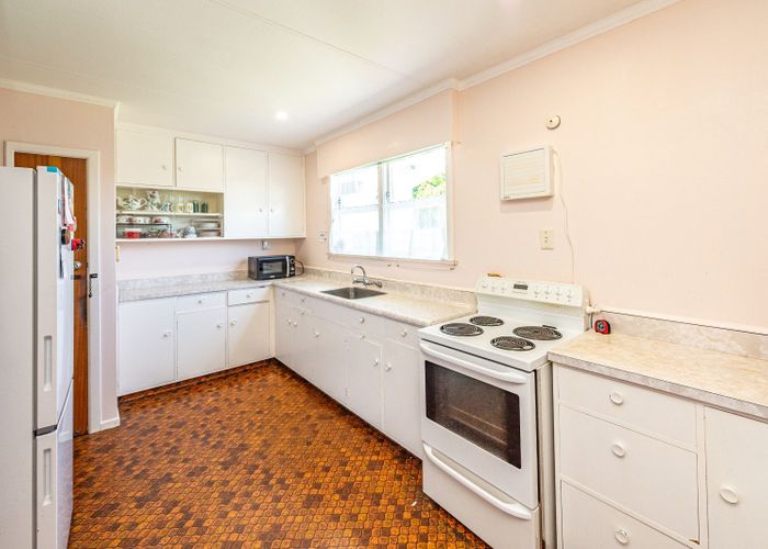  at 7 Lindsey Crescent, Springvale, Whanganui