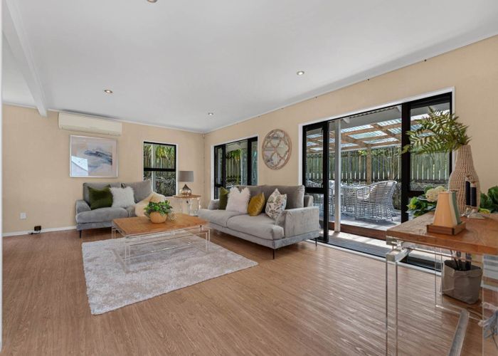  at 1/9 Antrim Grove, Bayview, Auckland
