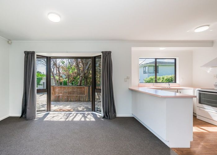  at 44b Eatwell Avenue, Paraparaumu Beach, Kapiti Coast, Wellington