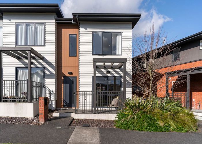  at 34 Mahalo Avenue, Wiri, Manukau City, Auckland