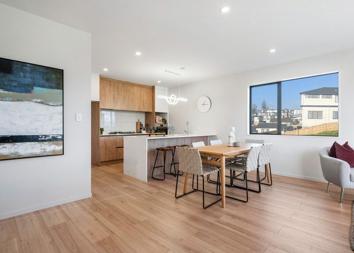  at 41 Baumea Rise, Westgate, Waitakere City, Auckland