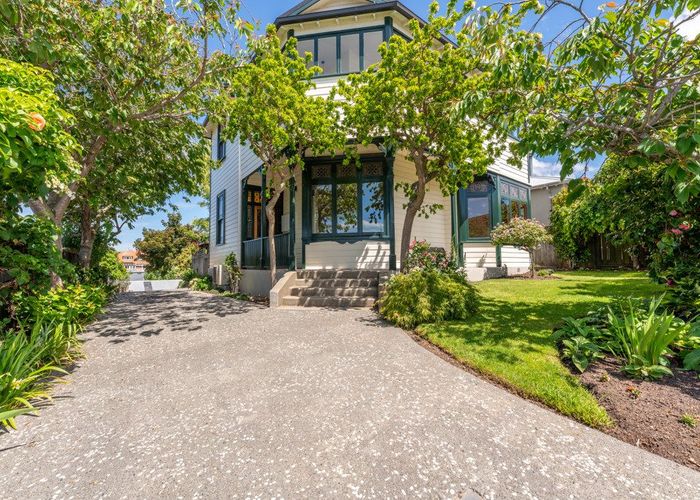  at 16 Wai-iti Road, Maori Hill, Timaru, Canterbury