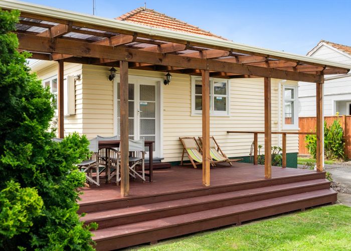  at 54 Douglas Mclean Avenue, Marewa, Napier, Hawke's Bay