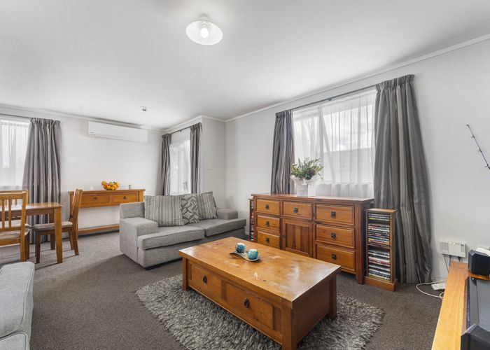  at 1/55 Redcrest Avenue, Red Hill, Papakura, Auckland