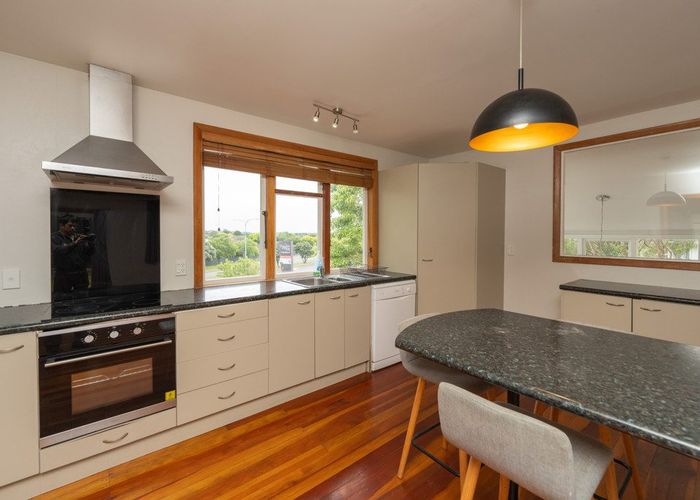  at 895 Main Street, Roslyn, Palmerston North