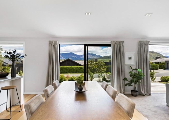  at 35  Rannoch Drive, Jacks Point, Queenstown-Lakes, Otago