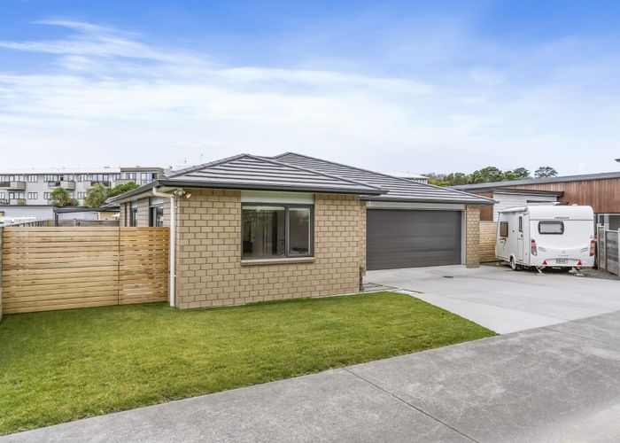  at 51 Couldrey Crescent, Red Beach, Red Beach