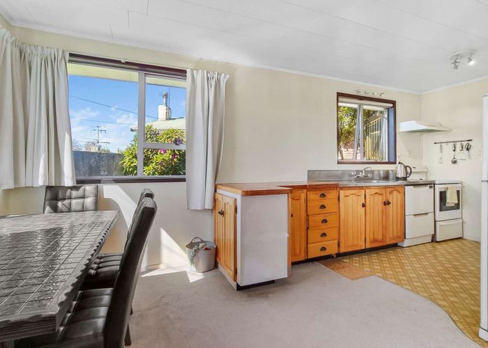  at 20 Mallard Drive, Selwyn Heights, Rotorua