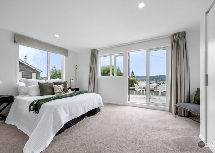  at 2/90 Howard Road, Point Howard, Lower Hutt