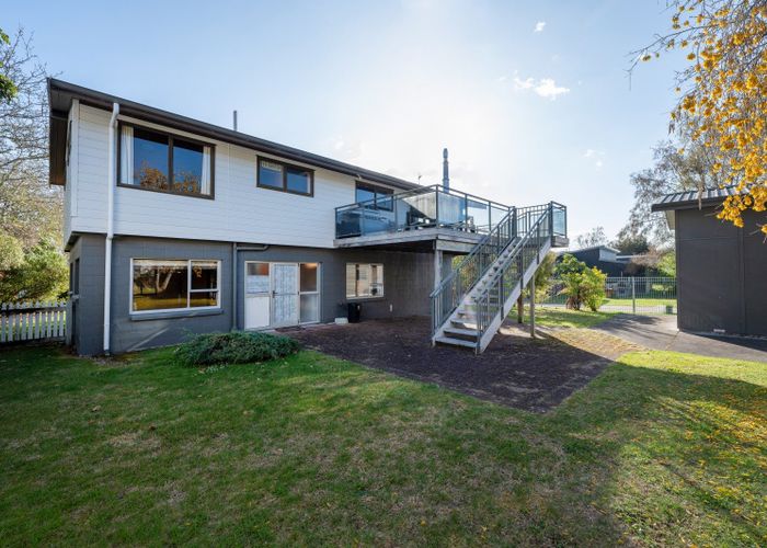  at 8 Keitha Place, Kinloch, Taupō
