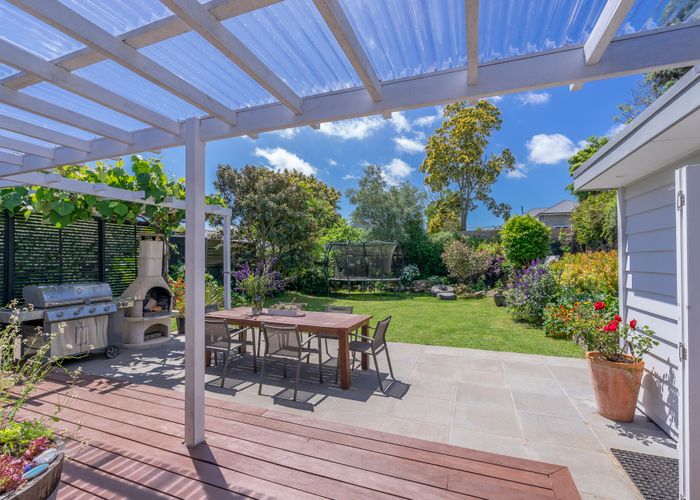  at 13 Leslie Avenue, Sandringham, Auckland