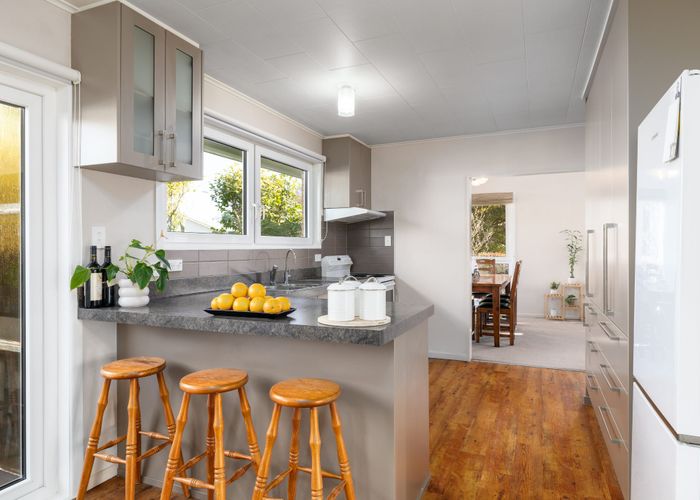  at 18 Delaware Crescent, Russley, Christchurch City, Canterbury