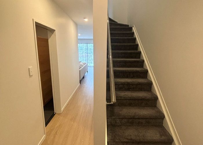  at 3/18 Ranui Avenue, Ranui, Waitakere City, Auckland