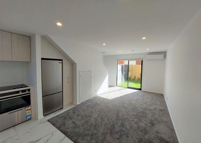  at 5/59 Neil Avenue, Te Atatu Peninsula, Waitakere City, Auckland