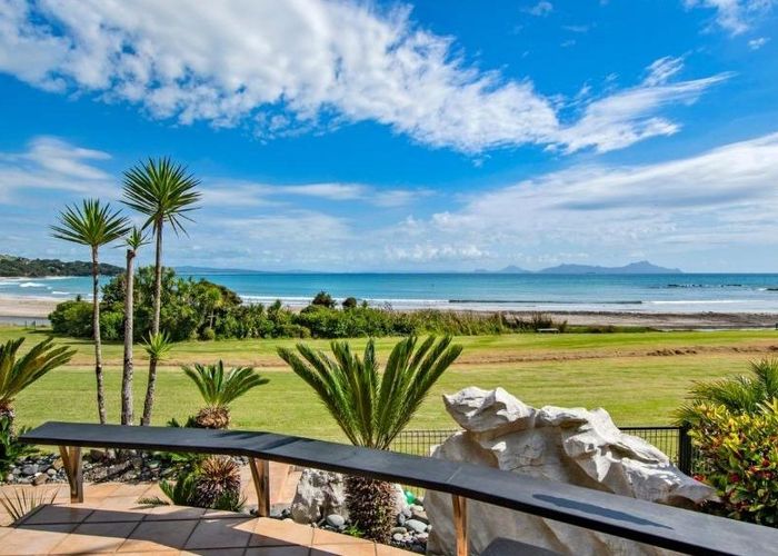 at 10 Breadalbane Place, Langs Beach, Waipu