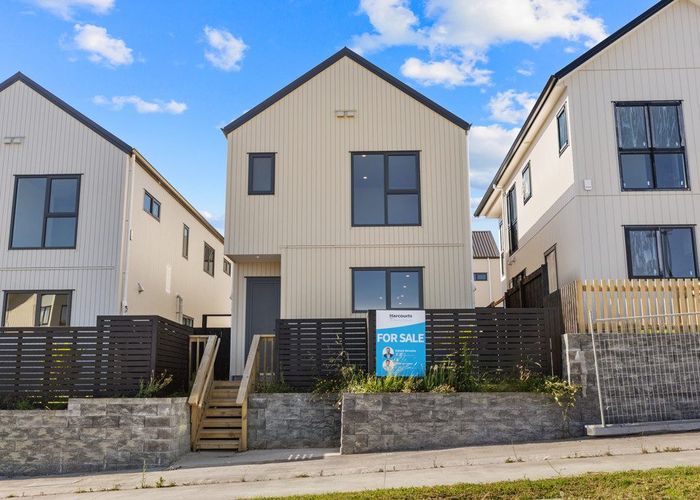  at 179 Henwood Road, Westgate, Waitakere City, Auckland