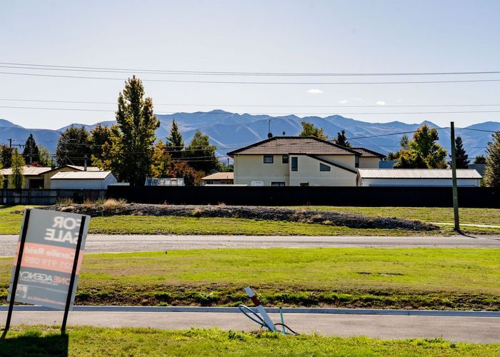  at 15 Ohau Road, Twizel