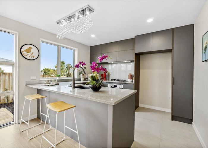  at 7 Karikari Crescent, Takanini, Papakura, Auckland