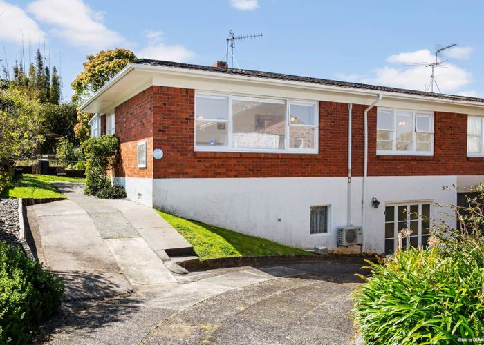  at 1/16 Fowler Street, Northcote, Auckland