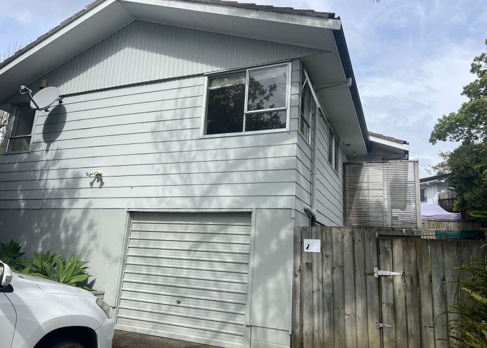  at 53 Oaktree Avenue, Browns Bay, Auckland