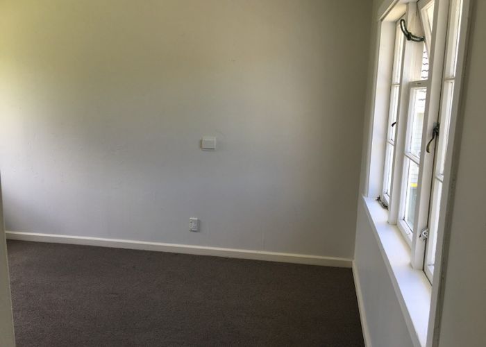  at 11 Matipo Road, Mairangi Bay, Auckland