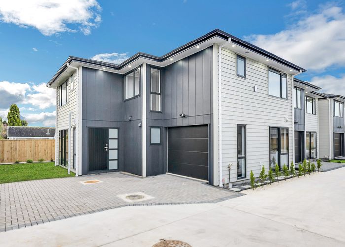  at 43E Beach Road, Pahurehure, Papakura, Auckland