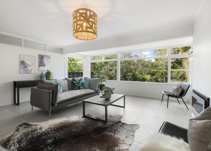  at 9 Berne Place, Birkenhead, Auckland