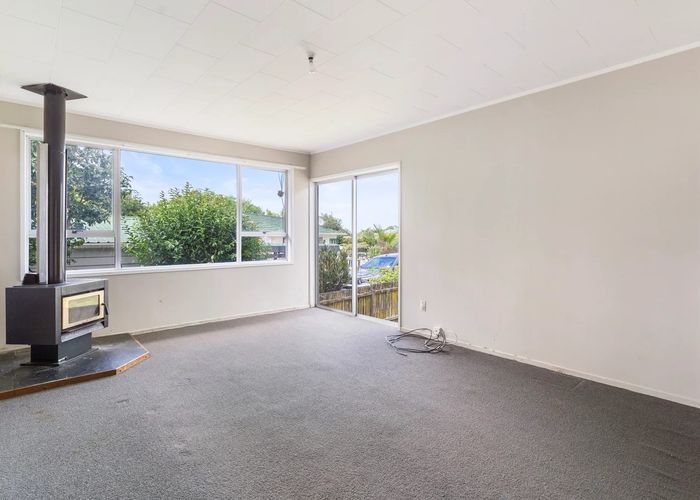  at 10 Siska Place, Wattle Downs, Auckland