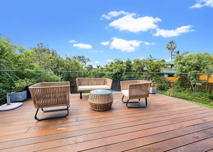  at 98 Coronation Road, Hillcrest, Auckland