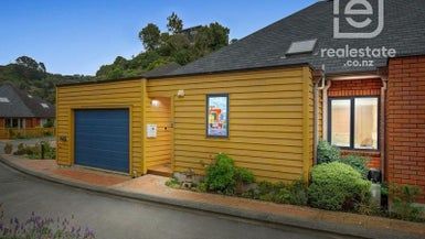  at 14 Futuna Close, Karori, Wellington