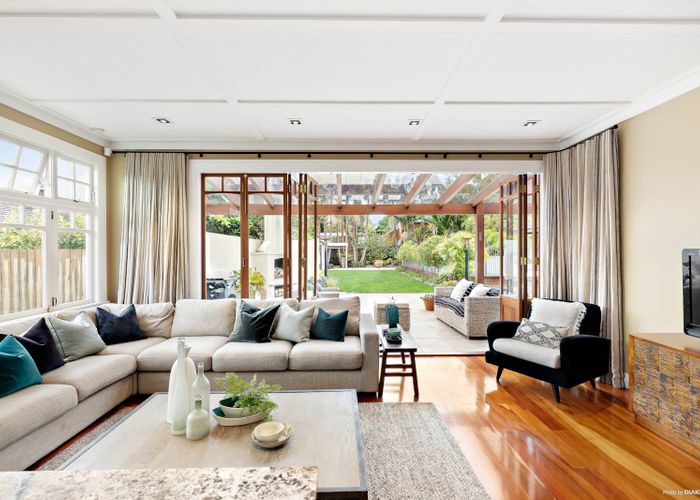  at 89 Valley Road, Mount Eden, Auckland