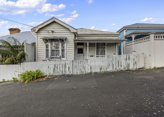  at 11 Anglesea Street, Freemans Bay, Auckland
