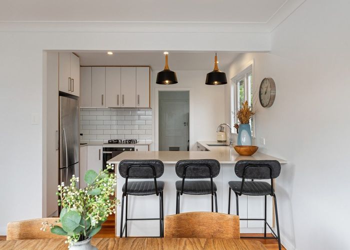  at 11 Cavendish Square, Strathmore Park, Wellington