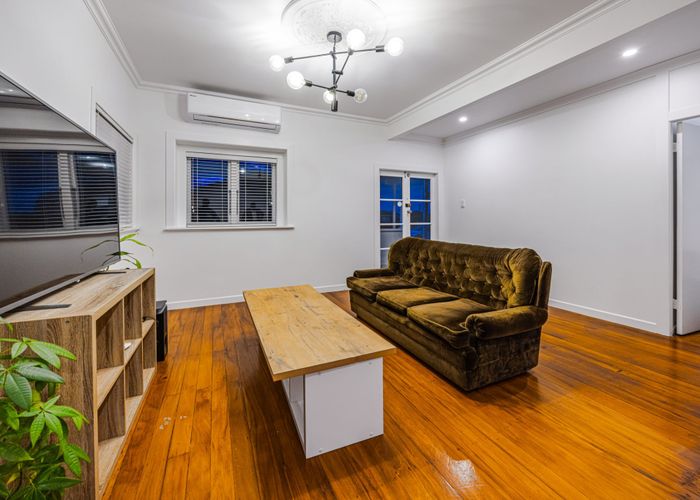  at 1/5 Akehurst Avenue, New Lynn, Waitakere City, Auckland