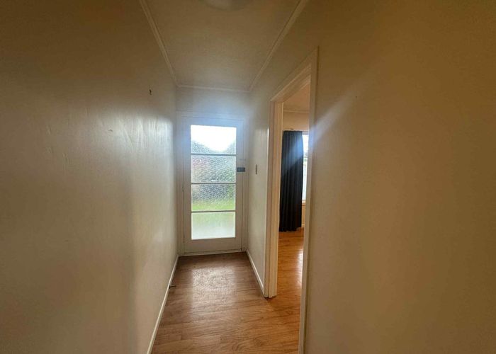  at 210 Lake Road, Northcote, North Shore City, Auckland