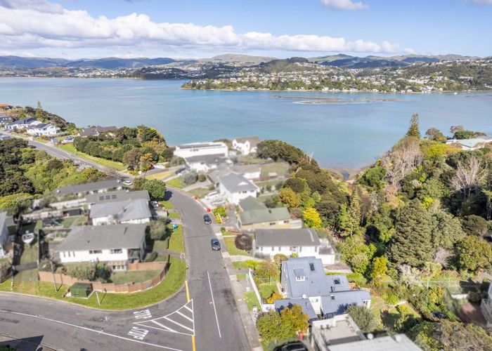  at 18B Penryn Drive, Camborne, Porirua, Wellington