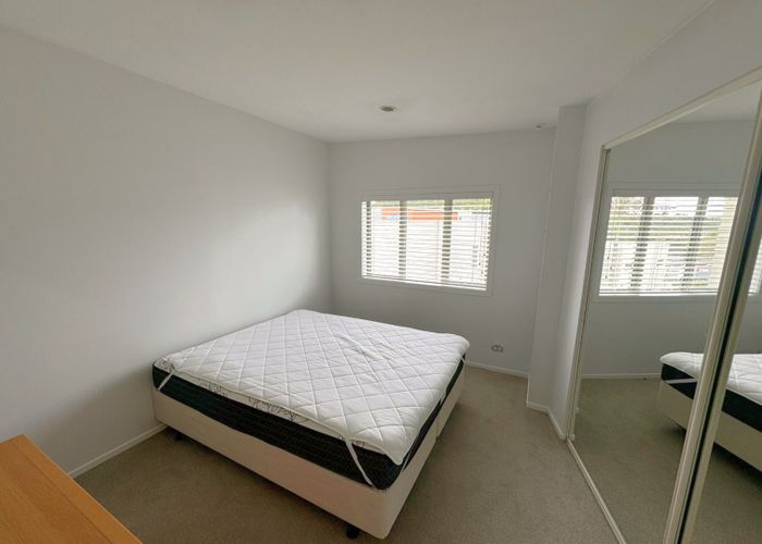  at 5/21 Hunters Park Drive, Three Kings, Auckland