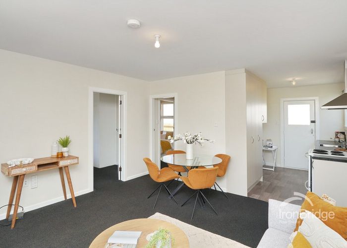  at 2/123 Hills Road, Edgeware, Christchurch