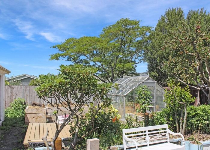  at 40 Carruthers Street, Ilam, Christchurch City, Canterbury