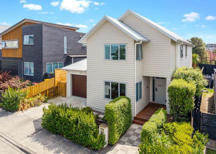  at 9 Tihema Lane, Westgate, Waitakere City, Auckland